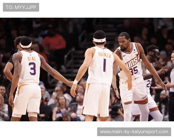 快船不敌太阳：三人高光、两人持续低迷，快船队vs太阳队