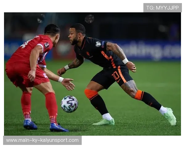 西汉姆联盯德布劳内式精确指挥:打造球队的战术新风潮 西汉姆联盯德布劳内式精确指挥:打造球队的战术新风潮