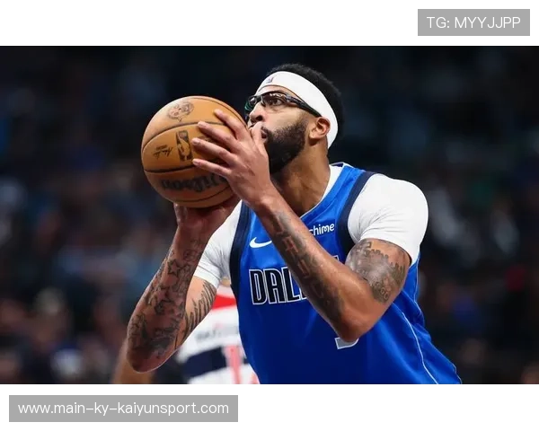 独行侠险胜送奇才8连败 弗拉格12+6+6，独行侠球队