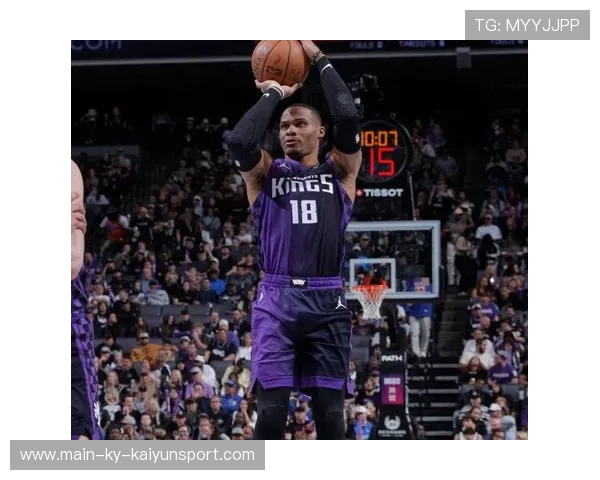 老将的价值！国王135比133险胜雄鹿决胜3分钟，威少2攻4防创建奇功，威少拿过几次得分王